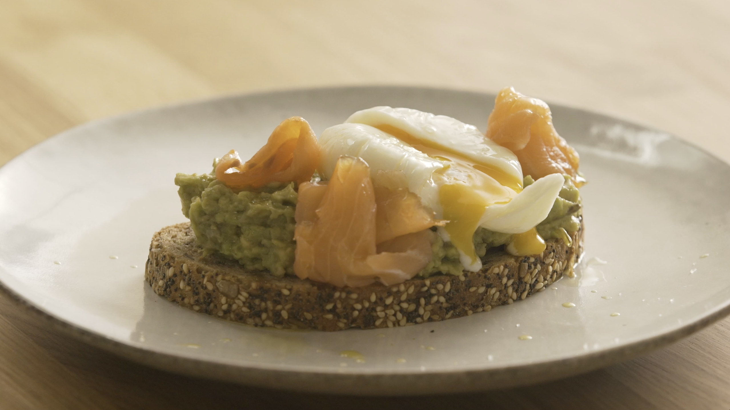 Tostada aguacate