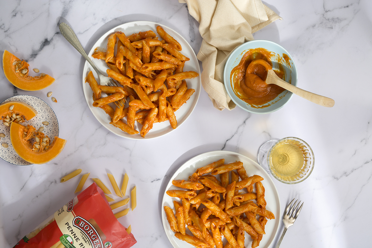 Pasta with tomato and pumpkin